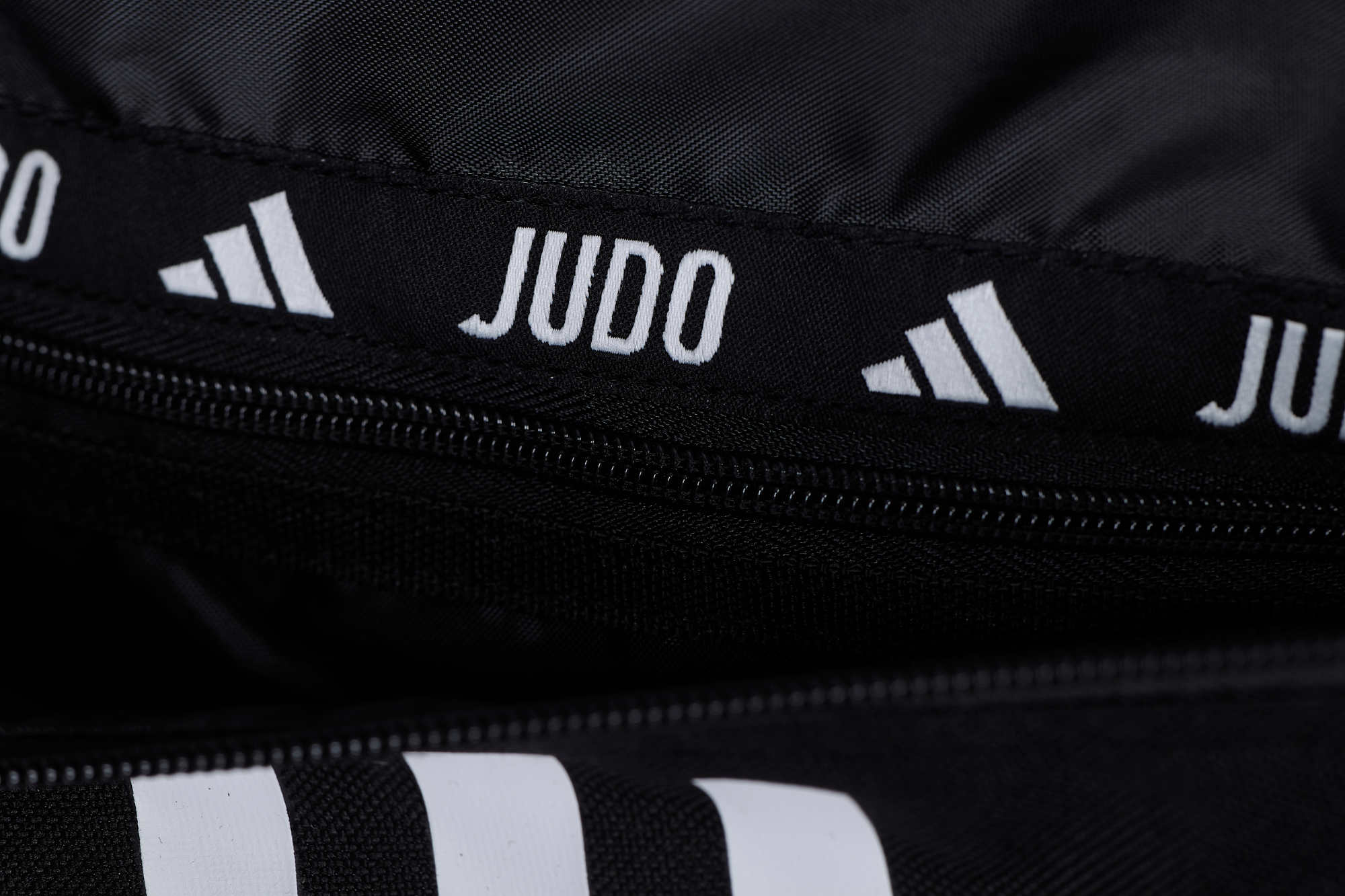 Borsa da judo Adidas con ruote, nera